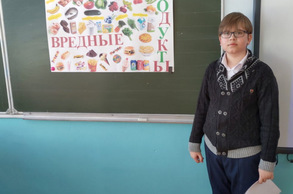 Сегодня в нашей школе зажигают малыши!